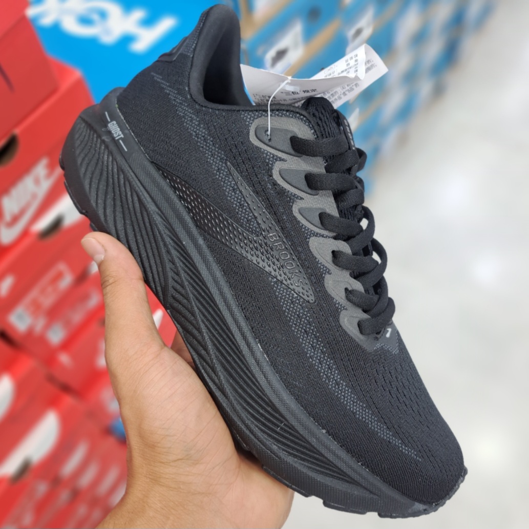 کتونی ویتنامی ست زنانه و مردانه بروکس گاست ۱۷ Brooks ghost 17 / ضمانت کیفیت / سایز ۳۹ تا ۴۵
