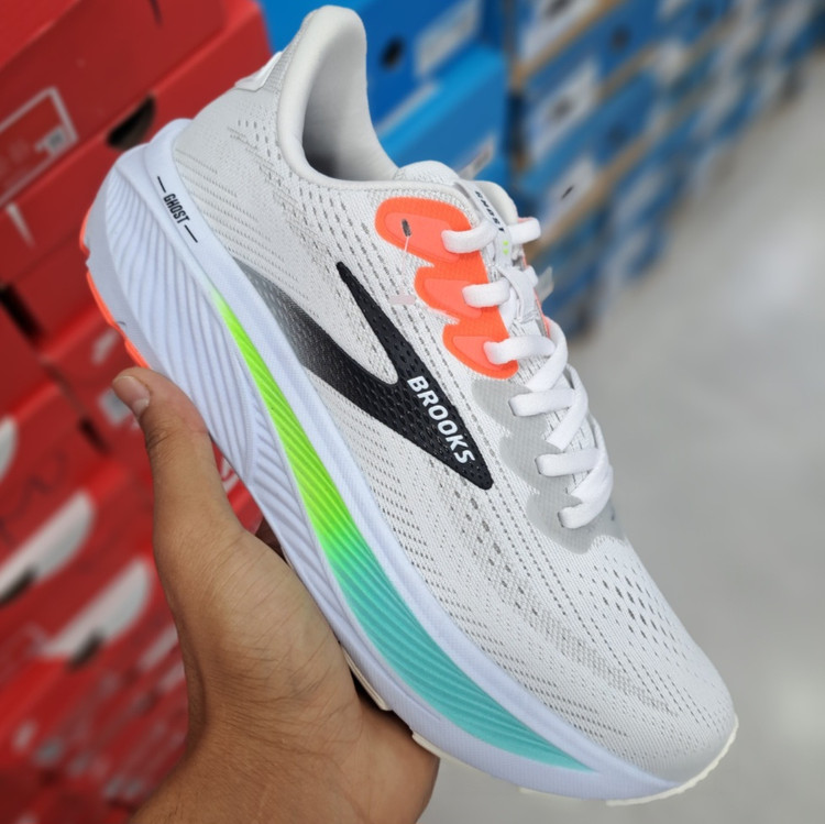 کتونی ویتنامی ست زنانه و مردانه بروکس گاست ۱۷ Brooks ghost 17 / ضمانت کیفیت / سایز ۳۹ تا ۴۵