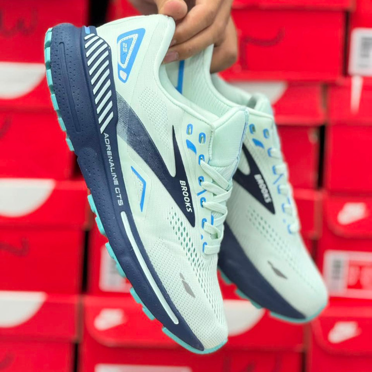 کتونی ویتنامی بروکس آدرنالین جی تی اس ۲۳ Brooks adrenaline gts 23 / رویه مقاوم و تنفس پذیر / کیفیت مستر ۲۰۲۵ / سایز ۴۰ الا ۴۵