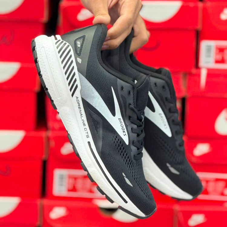 کتونی ویتنامی بروکس آدرنالین جی تی اس ۲۳ Brooks adrenaline gts 23 / رویه مقاوم و تنفس پذیر / کیفیت مستر ۲۰۲۵ / سایز ۴۰ الا ۴۵