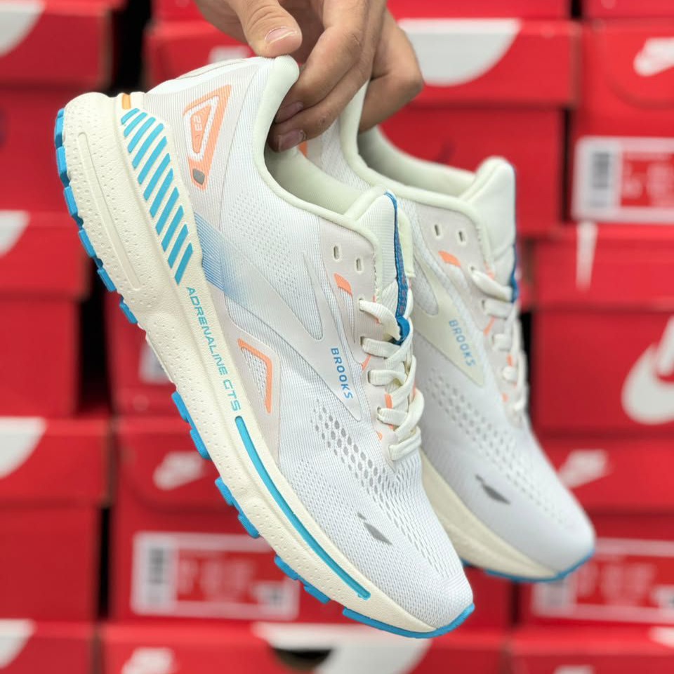 کتونی ویتنامی بروکس آدرنالین جی تی اس ۲۳ Brooks adrenaline gts 23 / رویه مقاوم و تنفس پذیر / کیفیت مستر ۲۰۲۵ / سایز ۴۰ الا ۴۵