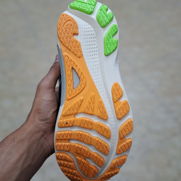 کتونی رانینگ و پیاده روی آسیکس ژل کایانو ۳۰ asics gel kayano 30 / ضمانت کیفیت و ویتنام / سایز ۴۰ الا ۴۵