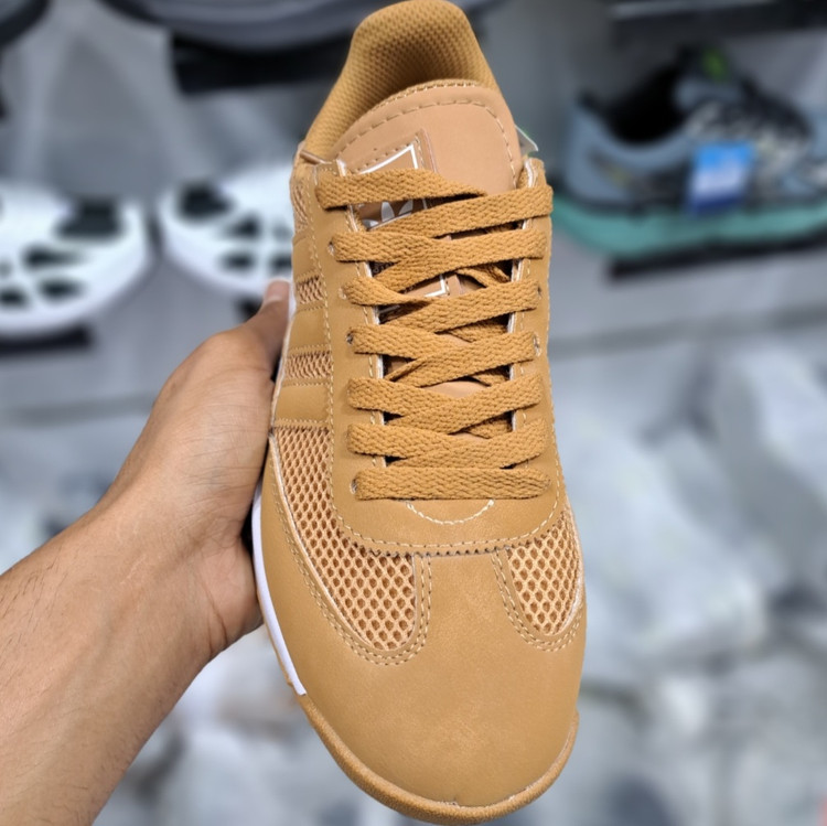 کفش مسترکوالیتی آدیداس ای ال ۷۲ Adidas SL 72 / ضمانت کیفیت و ویتنام / سایز ۴۰ الا ۴۵