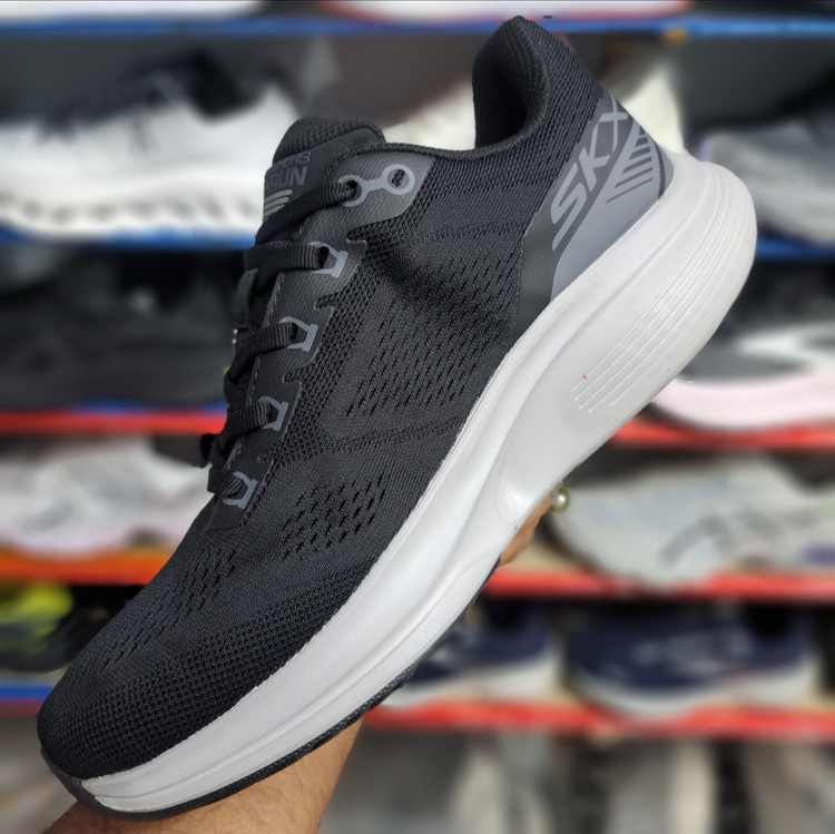 کتونی مسترکوالیتی اسکیچرز گو ران Skechers gorun / ضمانت ویتنام و کیفیت ۲۰۲۵ / سایز ۴۰ الا ۴۵