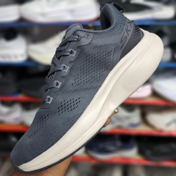 کتونی مسترکوالیتی اسکیچرز گو ران Skechers gorun / ضمانت ویتنام و کیفیت ۲۰۲۵ / سایز ۴۰ الا ۴۵