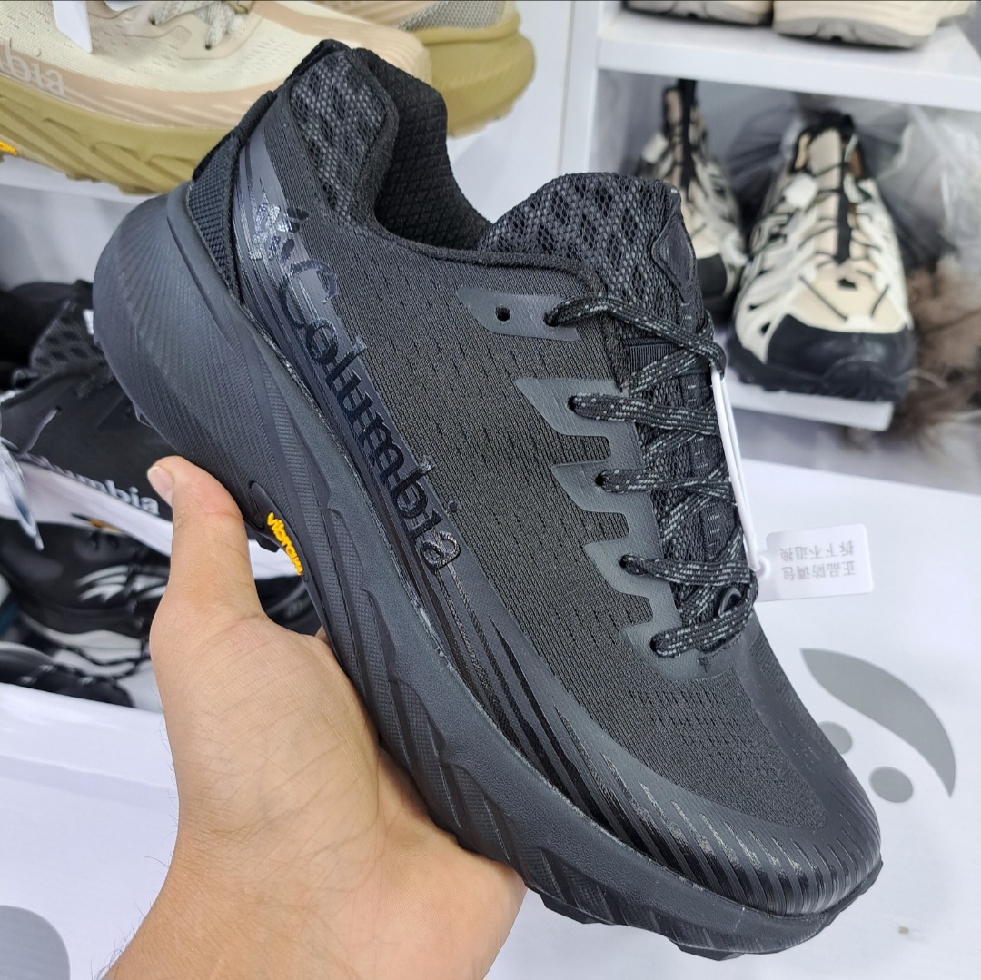 کتونی مسترکوالیتی کلمبیا گورتکس Colombia goretex / زیره ویبرام / ضمانت ویتنامی و کیفیت / سایز ۴۰ الا ۴۵