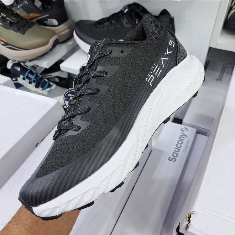 کتونی مسترکوالیتی کلمبیا گورتکس Colombia goretex / زیره ویبرام / ضمانت ویتنامی و کیفیت / سایز ۴۰ الا ۴۵