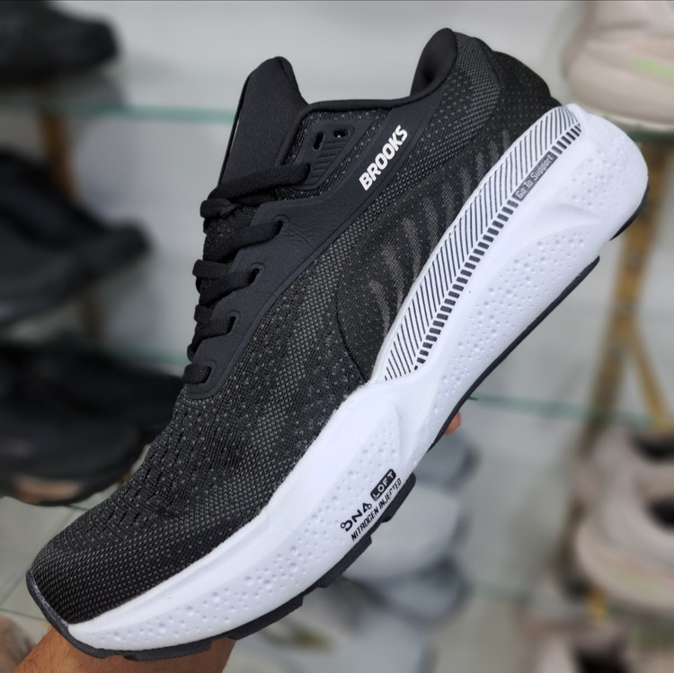 کتونی رانینگ و پیاده روی مردانه بروکس آدرنالین جی تی اس ۲۴ Brooks adrenaline gts 24 / ضمانت کیفیت و ویتنام / سایز ۴۰ الا ۴۵