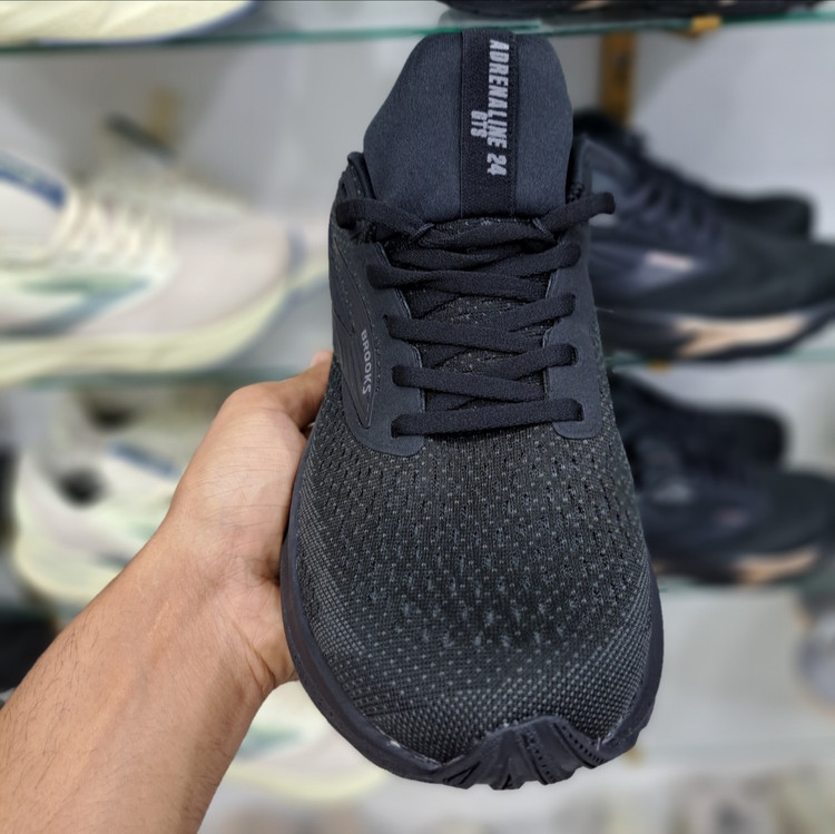 کتونی رانینگ و پیاده روی مردانه بروکس آدرنالین جی تی اس ۲۴ Brooks adrenaline gts 24 / ضمانت کیفیت و ویتنام / سایز ۴۰ الا ۴۵