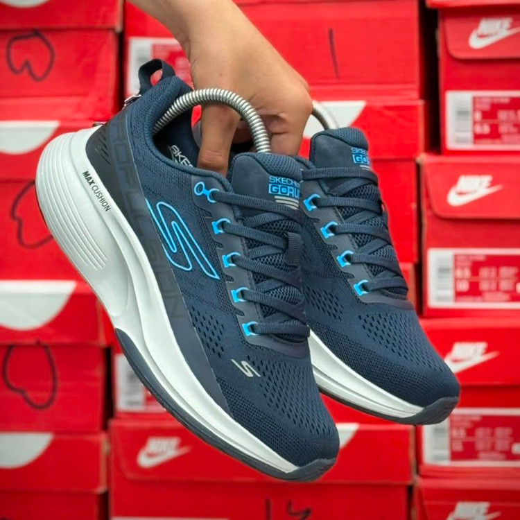 کتونی مسترکوالیتی اسکیچرز گو ران Skechers gorun / ضمانت ویتنام و کیفیت ۲۰۲۵ / سایز ۴۰ الا ۴۵