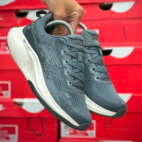 کتونی مسترکوالیتی اسکیچرز گو ران Skechers gorun / ضمانت ویتنام و کیفیت ۲۰۲۵ / سایز ۴۰ الا ۴۵