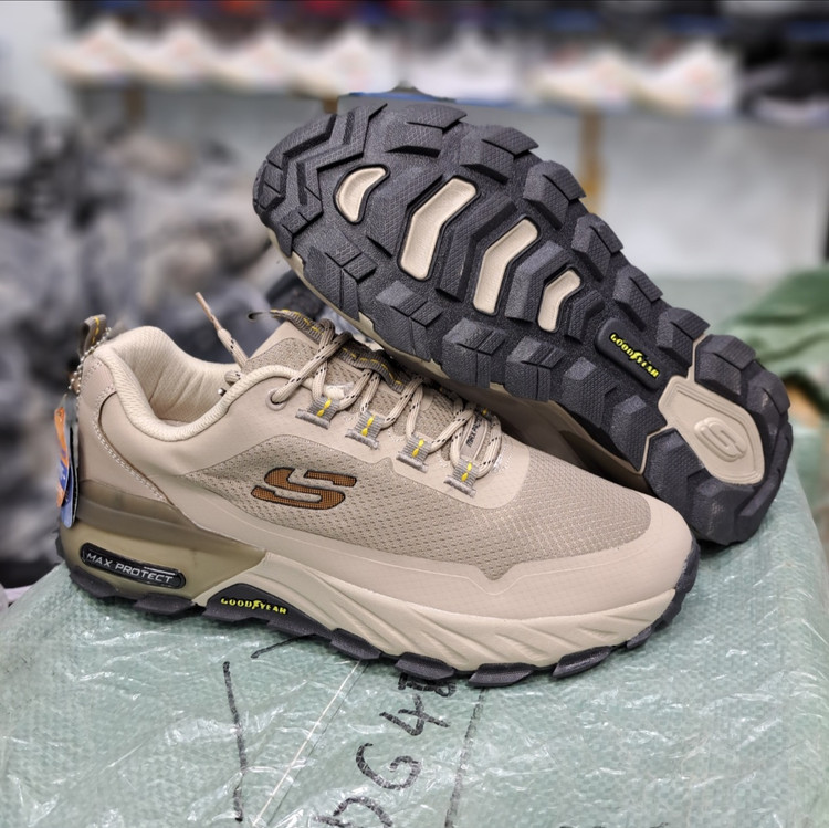 کفش مردانه طبیعت گردی و شهری اسکیچرز مکس پروتکت Skechers max protect / ضمانت کیفیت و ویتنام / سایز 40 الا 45
