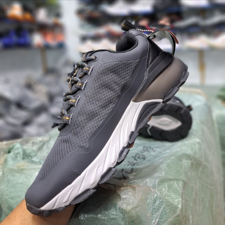 کفش مردانه طبیعت گردی و شهری اسکیچرز مکس پروتکت Skechers max protect / ضمانت کیفیت و ویتنام / سایز 40 الا 45