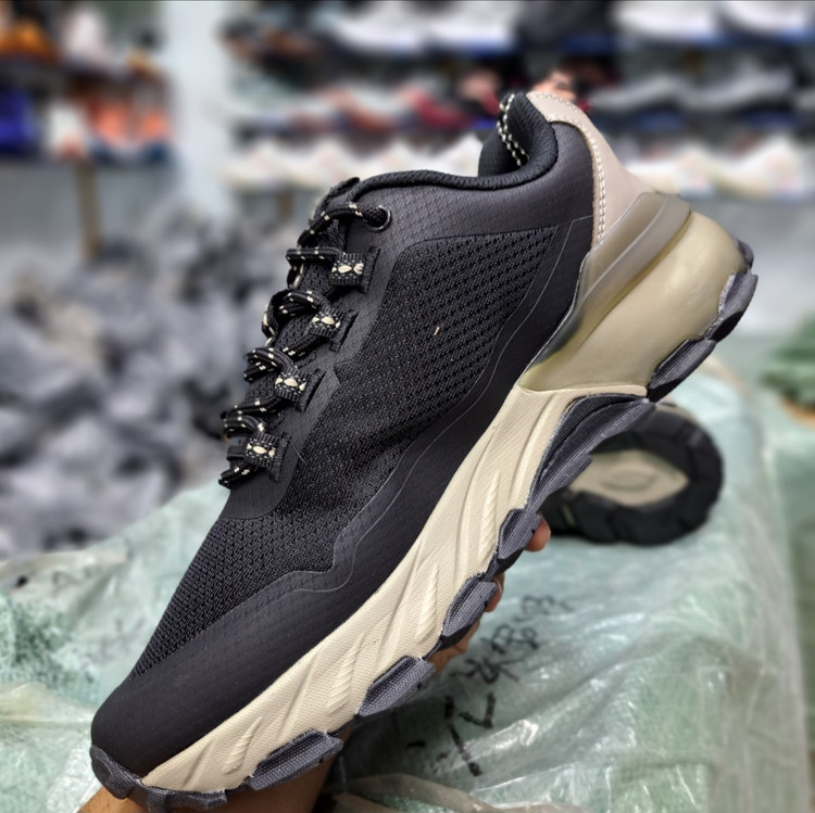 کفش مردانه طبیعت گردی و شهری اسکیچرز مکس پروتکت Skechers max protect / ضمانت کیفیت و ویتنام / سایز 40 الا 45