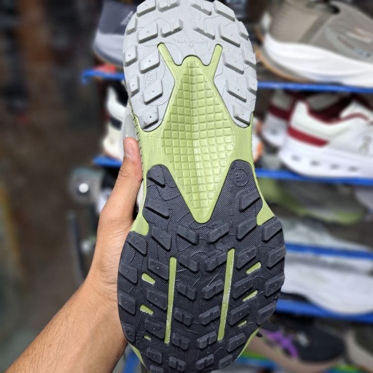 کتونی مستر کوالیتی نورث فیس آلتامسا ۵۰۰ the north face altamesa / ضمانت کیفیت کالا / سایز ۴۰ الا ۴۵