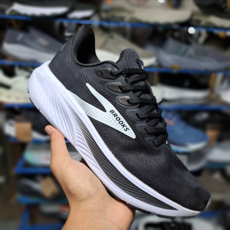 کتونی رانینگ و پیاده روی بروکس گاست ۱۷ Brooks ghost 17 / ضمانت کیفیت / سایز ۴۰ تا ۴۵