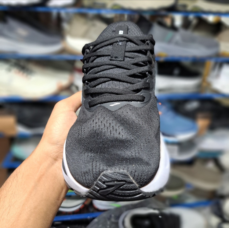 کتونی رانینگ و پیاده روی بروکس گاست ۱۷ Brooks ghost 17 / ضمانت کیفیت / سایز ۴۰ تا ۴۵