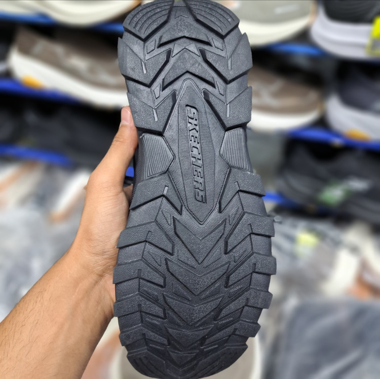 کفش مردانه اسکیچرز اوت دور Skechers outdoor / ضمانت کیفیت و ویتنام / سایز ۴۰ الا ۴۵