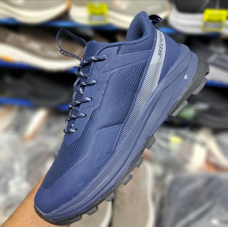 کفش مردانه اسکیچرز اوت دور Skechers outdoor / ضمانت کیفیت و ویتنام / سایز ۴۰ الا ۴۵