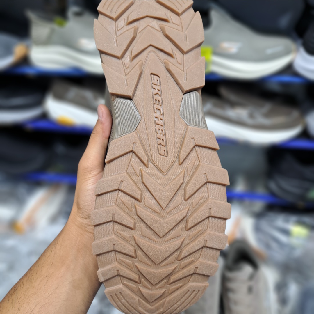 کفش مردانه اسکیچرز اوت دور Skechers outdoor / ضمانت کیفیت و ویتنام / سایز ۴۰ الا ۴۵