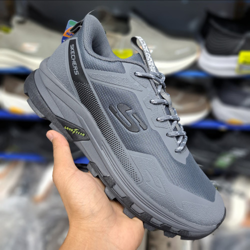 کفش مردانه اسکیچرز اوت دور Skechers outdoor / ضمانت کیفیت و ویتنام / سایز ۴۰ الا ۴۵