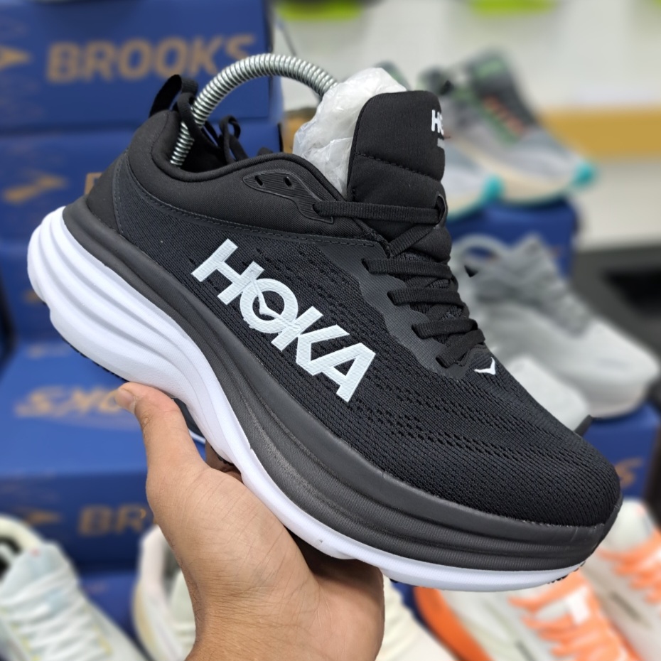 کتونی رانینگ و پیاده روی مردانه هوکا باندی ۸ hoka bondi 8 / پیاده روی و رانینگ / ضمانت کیفیت و ویتنامی / سایز ۴۰ الا ۴۵