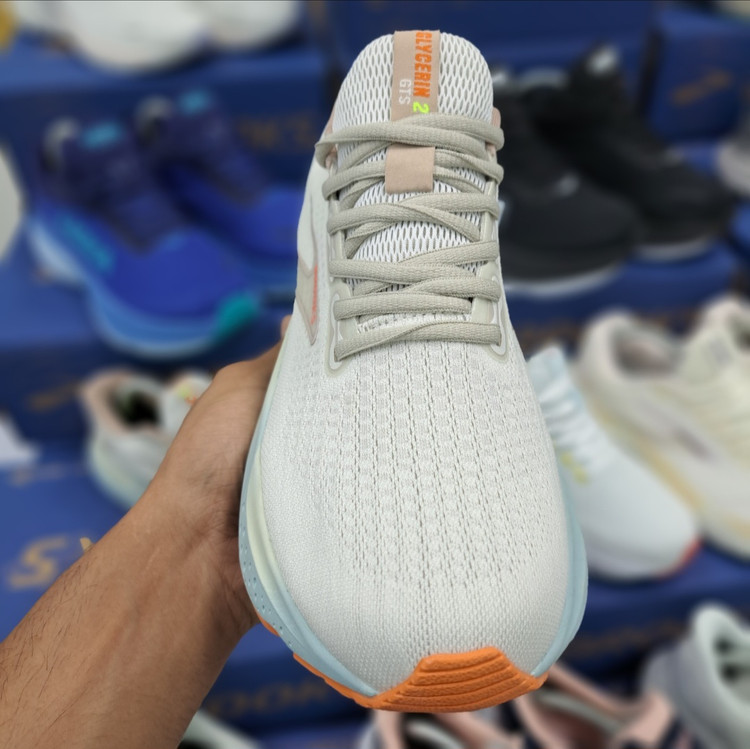 کتونی رانینگ و پیاده روی بروکس گلیسیرین جی تی اس ۲۱ Brooks Glycerin gts 21/ ضمانت کیفیت و ویتنام / سایز ۴۰ الا ۴۵