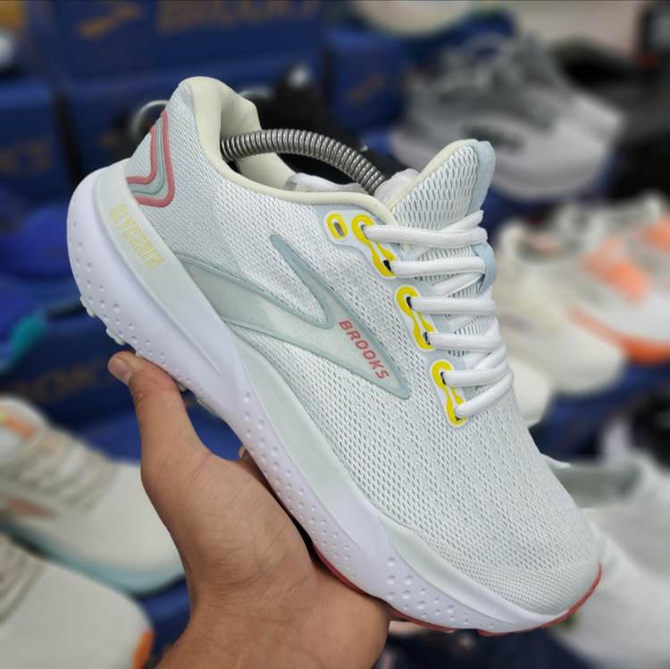 کتونی رانینگ و پیاده روی بروکس گلیسیرین جی تی اس ۲۱ Brooks Glycerin gts 21/ ضمانت کیفیت و ویتنام / سایز ۴۰ الا ۴۵