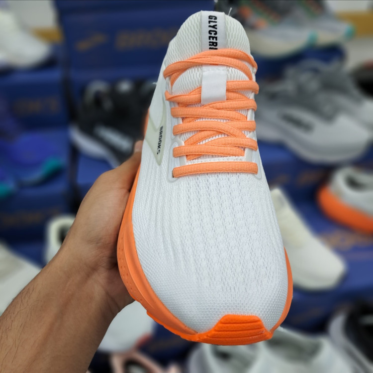 کتونی رانینگ و پیاده روی بروکس گلیسیرین جی تی اس ۲۱ Brooks Glycerin gts 21/ ضمانت کیفیت و ویتنام / سایز ۴۰ الا ۴۵