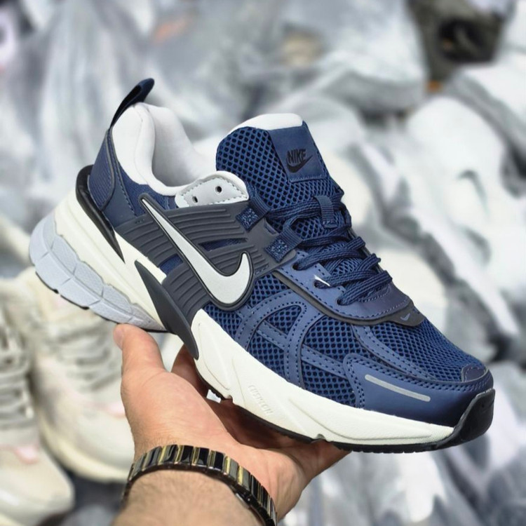 کتونی مردانه نایک وی تو کی nike v2k / ضمانت ویتنام و کیفیت / سایز ۴۰ الا ۴۵
