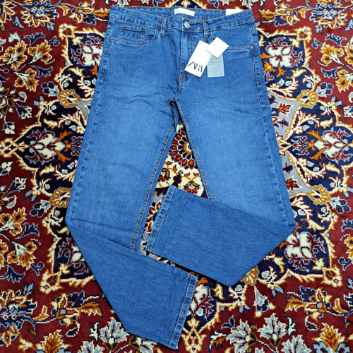 شلوار جین اورجینال برند زارا zara Jeans / آبی میانه / صمانت کیفیت / سایز ۳۸ الا ۵۰