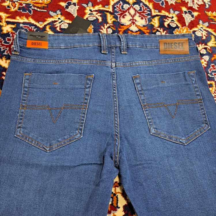 شلوار راسته اورجینال برند دیزل Diesel jeans / آبی تیره / ضمانت کیفیت / سایز ۳۸ الا ۵۰