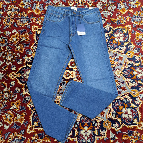شلوار جین اورجینال برند پول اند بیر pull&bear jeans / آبی میانه / ضمانت کیفیت / سایز ۳۸ الا ۵۰