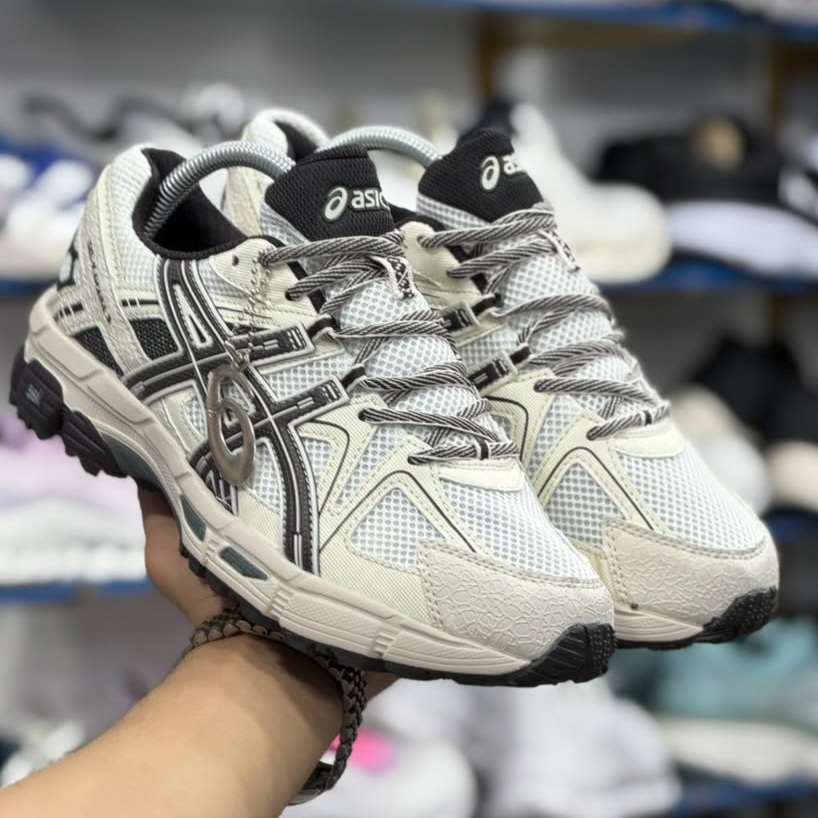 کتونی مسترکوالیتی آسیکس کاهانا ۸ asics kahana 8 / ضمانت کیفیت / سایز ۴۰ الا ۴۵