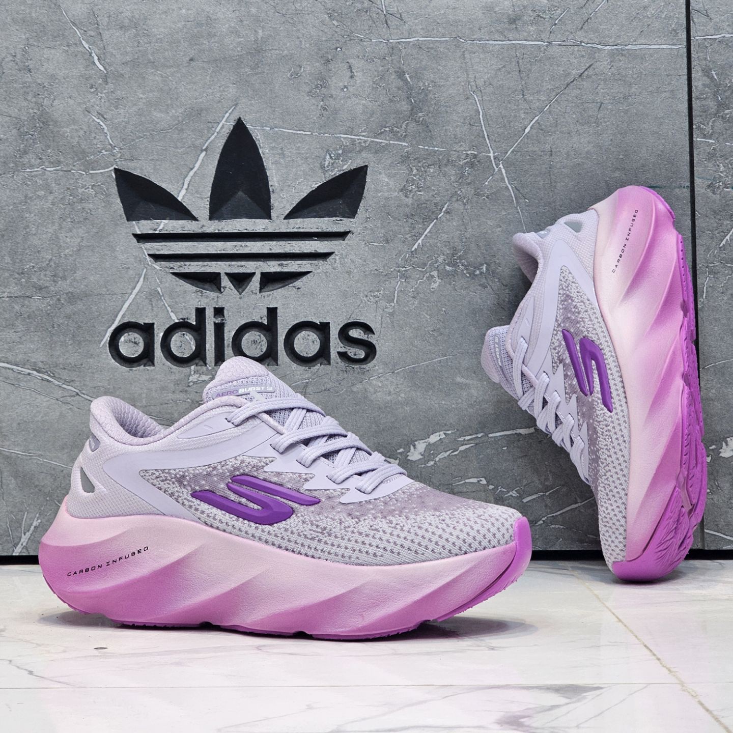 کتونی ویتنامی زنانه اسکیچرز هایپر برست Skechers hyper burst / مسترکوالیتی ضمانت کیفیت / سایز ۳۷ تا ۴۰
