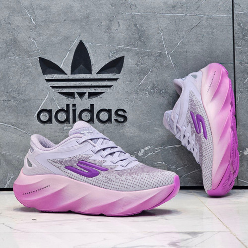 کتونی ویتنامی زنانه اسکیچرز هایپر برست Skechers hyper burst / مسترکوالیتی ضمانت کیفیت / سایز ۳۷ تا ۴۰