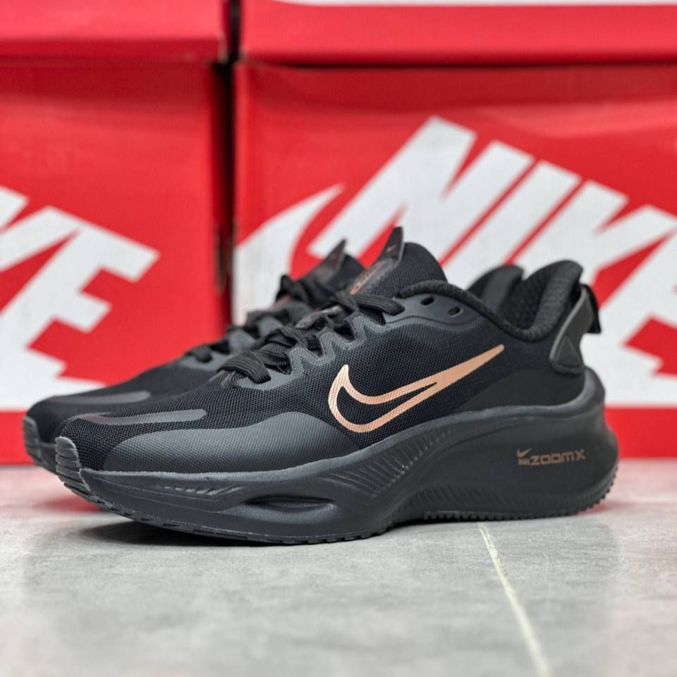 کتونی رانینگ و پیاده روی زنانه نایک زوم ایکس لبخندی nike zoom x / ضمانت ویتنامی و کیفیت / سایز ۳۷ الا ۴۰