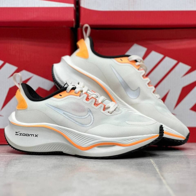 کتونی رانینگ و پیاده روی زنانه نایک زوم ایکس لبخندی nike zoom x / ضمانت ویتنامی و کیفیت / سایز ۳۷ الا ۴۰