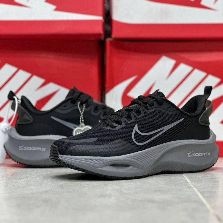 کتونی رانینگ و پیاده روی مردانه نایک زوم ایکس لبخندی nike zoom x / ضمانت ویتنامی و کیفیت / سایز ۴۰ الا ۴۵