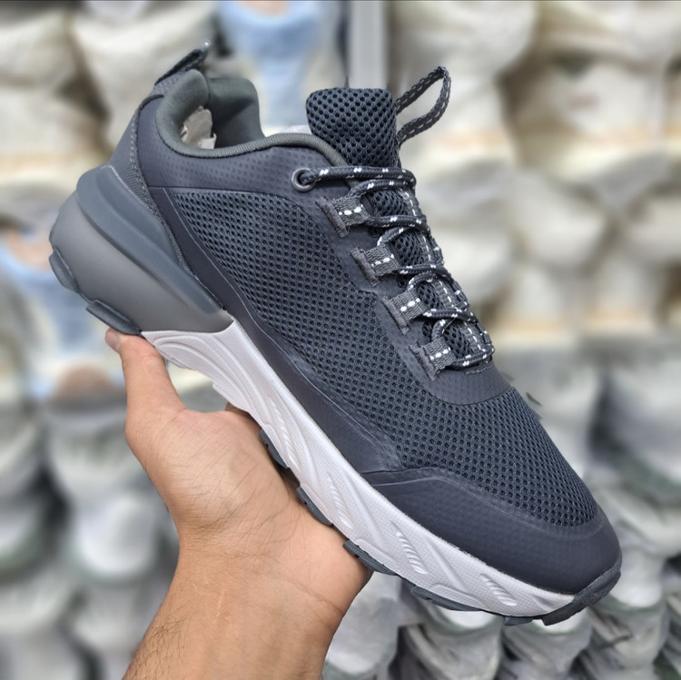 کفش مردانه طبیعت گردی و شهری اسکیچرز مکس پروتکت Skechers max protect / ضمانت کیفیت و ویتنام / سایز 40 الا 45
