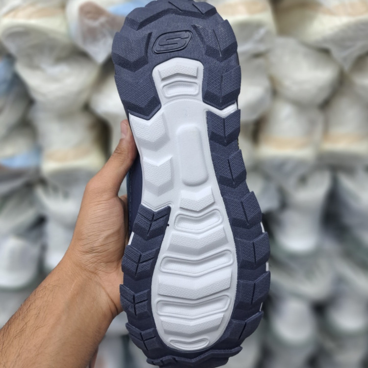 کفش مردانه طبیعت گردی و شهری اسکیچرز مکس پروتکت Skechers max protect / ضمانت کیفیت و ویتنام / سایز 40 الا 45