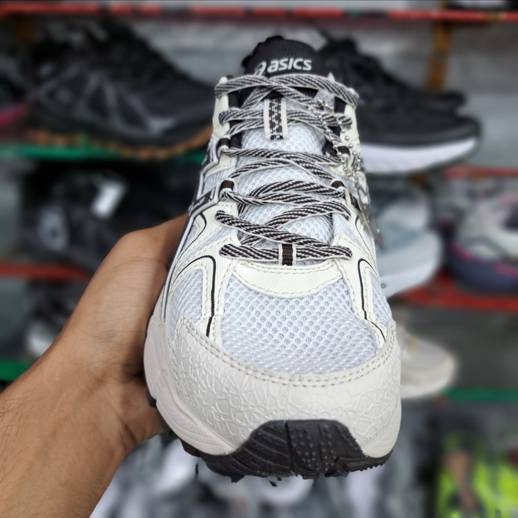 کتونی مسترکوالیتی آسیکس کاهانا ۸ asics kahana 8 / ضمانت کیفیت / سایز ۴۰ الا ۴۵