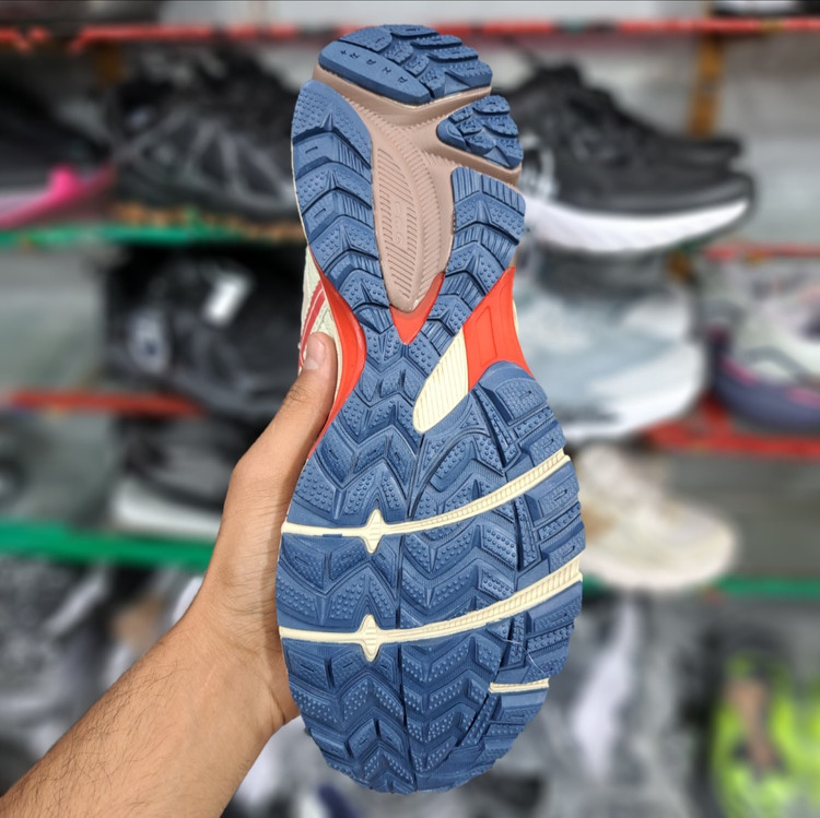 کتونی مسترکوالیتی آسیکس کاهانا ۸ asics kahana 8 / ضمانت کیفیت / سایز ۴۰ الا ۴۵
