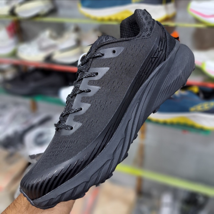 کتونی مسترکوالیتی کلمبیا گورتکس Colombia goretex / زیره ویبرام / ضمانت ویتنامی و کیفیت / سایز ۴۰ الا ۴۵